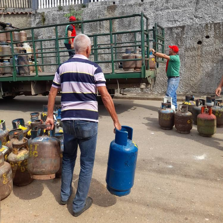 Con las jornadas de gas <a href="/GasTrujillo/">Trujillo Gas Comunal, C.A.</a> atendió a las familias de la parroquia Matriz, municipio Trujillo, avanzando en el cronograma de distribución.

#29Ene