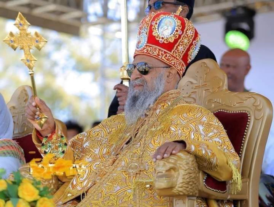 'እንካዕ ንመበል 81 ልደቶም ኣብፀሖም ክቡር ኣቦና ፀሎቶም ኣይፈለየና በርከቶም ይሕደረና '
Happy birthday to the 6 patriarch, His Holiness Abune Mathias.He has been speaking out against the war & the #TigrayGenocide despite repeated orders from the 🇪🇹Orthodox Synod👉🤐