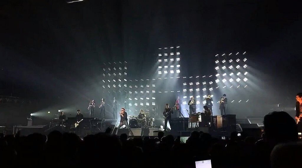 denisgueldry's tweet photo. @Afferton5 @LHallyday @JohnnySjh Coucou mon amie Christine merci je te souhaite une agréable soirée et un magnifique week-end avec ta petite famille gros bisous ton ami Denis 😘 ✌️🦅🎸 🐺🙏🌹🌹#TeamHallyday #ResterVivantTour #MonPaysCestLamour #JohnnyHallyday5Ans @LHallyday 
@JohnnySjh🎼🎶🎷🎹🎻🎤🎺🎵💙💙 https://t.co/rF392weHST