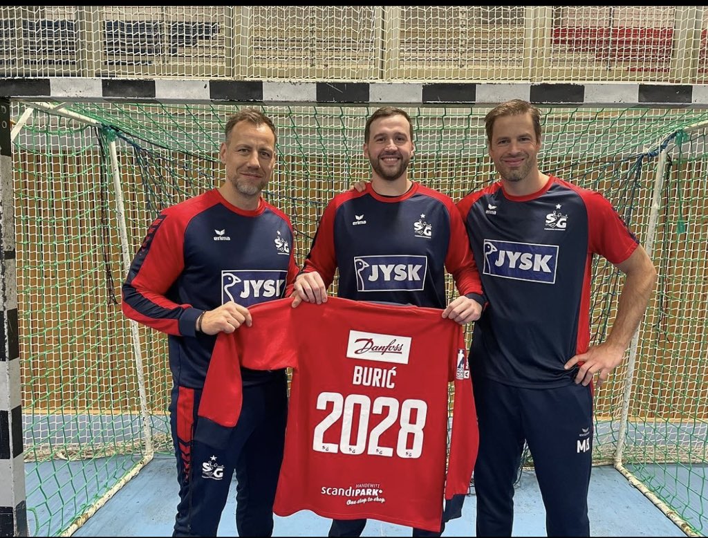 Tyske rykter skal ha det til at Benjamin Buric selv tipset Instagram kontoer om overgang til Kiel for å presse lønnen opp i Flensburg.