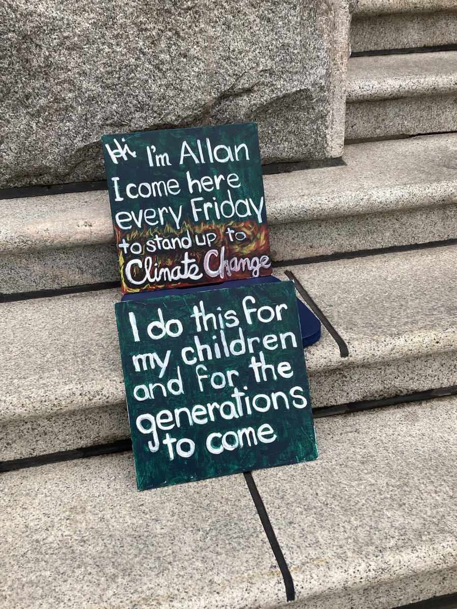 Recyclingmania2's tweet photo. 184 weeks for Friday for future. The Parliament Buildings in Victoria, Canada.
#Friday4future
#climatechange
#climateaction
#climatecrisis
#Climatestike https://t.co/T7vKSup6WA