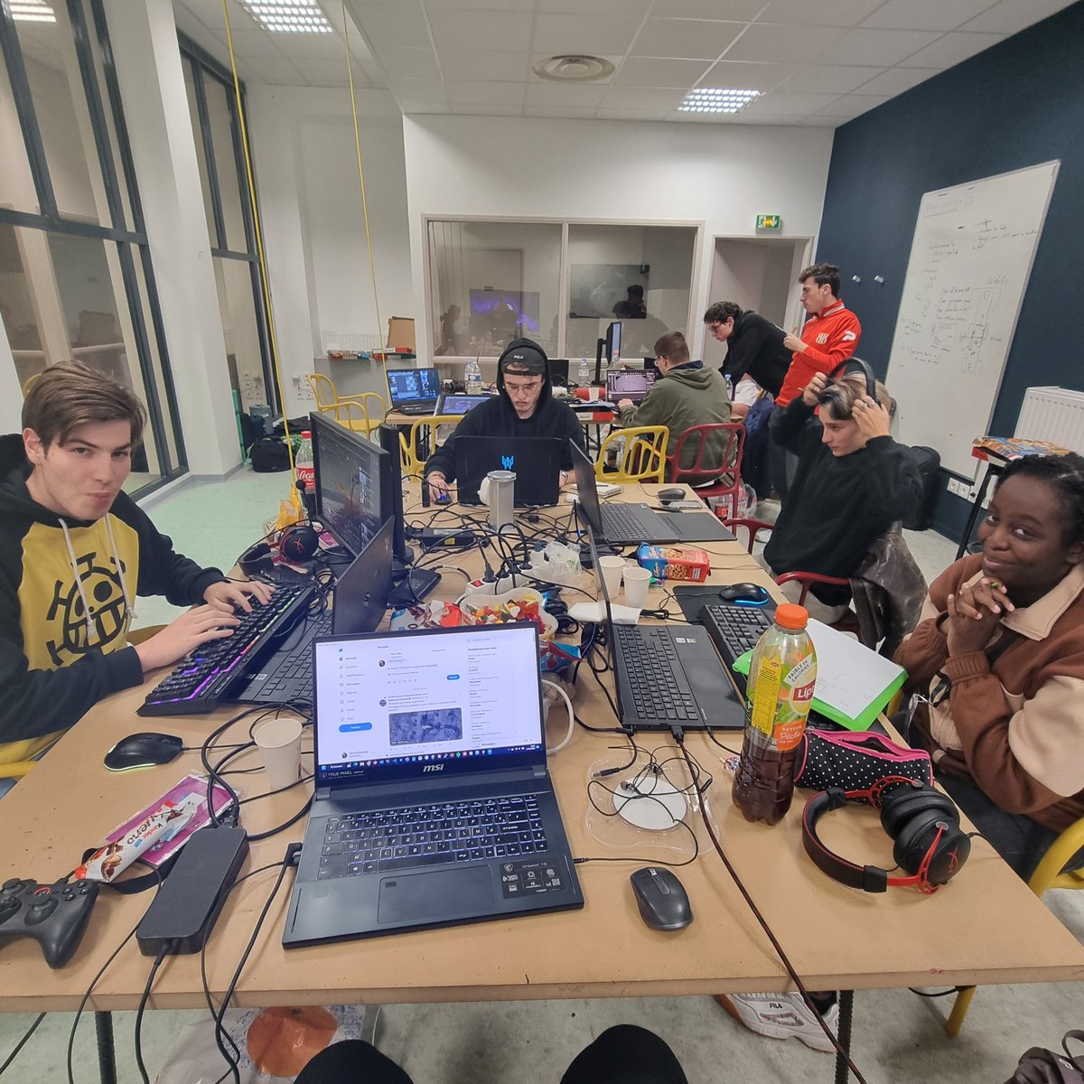 tdemachy's tweet photo. Et voilà c'est parti pour la game Jam de cette année #GGJVar en marge de #GGJ23 ..
Le thème est "décentralisation" en référence aux projets Web3 du territoire.
Je vous tiendrai informé de la progression https://t.co/gGPS7tU70z