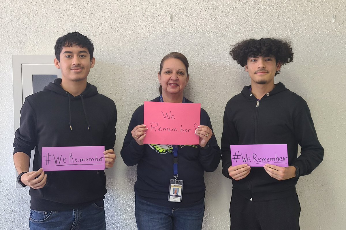 SEHS students honor Holocaust survivors and victims of this historic catastrophe on International Holocaust Remembrance Week. #sehsthebest #WeRemember
