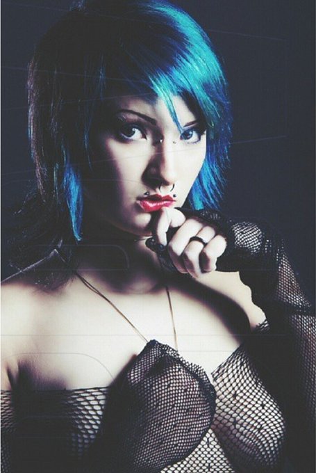 @DntGivAFck90 Here's an old pic of me with blue 💙 https://t.co/xVyiuifJy7<a class="tags" target="_blank" title="On Twitter" href="/?out=eyJ0eXAiOiJKV1QiLCJhbGciOiJIUzUxMiJ9.eyJpYXQiOjE3MjA4ODA1NTIsImlzcyI6InR3cG9ybnN0YXJzLmNvbSIsIm5iZiI6MTcyMDg4MDU1MiwiZXhwIjoxNzUyNDE2NTUyLCJyZWRpcmVjdF91cmwiOiJodHRwczovL3R3aXR0ZXIuY29tL0RudEdpdkFGY2s5MCJ9.vOokcodyn3I5S8aIgxEUW6TNllSVmAC0oYAbF2xbRJzYv-RtSrIia06QNXJ7NeY224NgUKAOJVAXFdd16mhHnw">@DntGivAFck90</a><a href="/tag/mytwitteranniversary"class="tags"><span>#mytwitteranniversary</span></a>