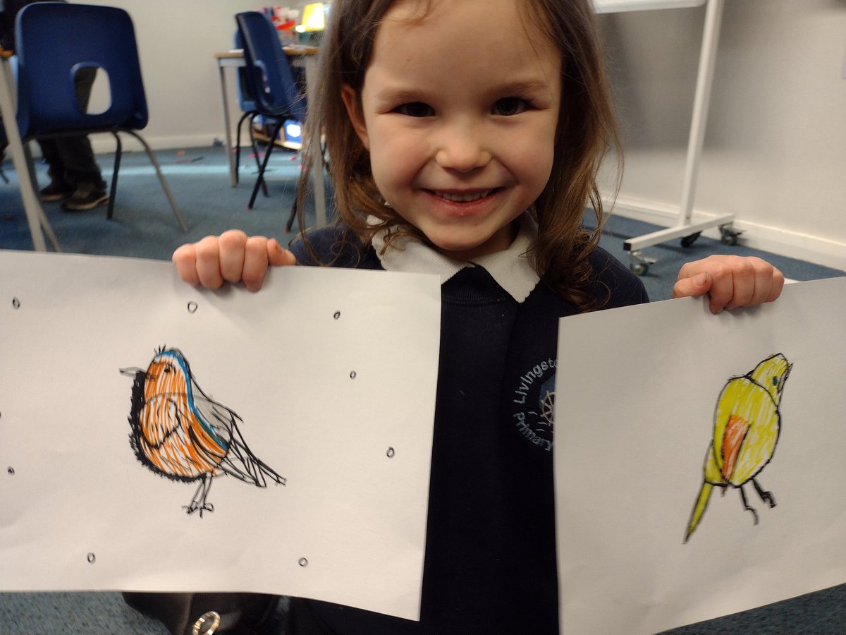 MrsSmithToday's tweet photo. Learning how to draw a Robin... https://t.co/UUqCzkn2Tg