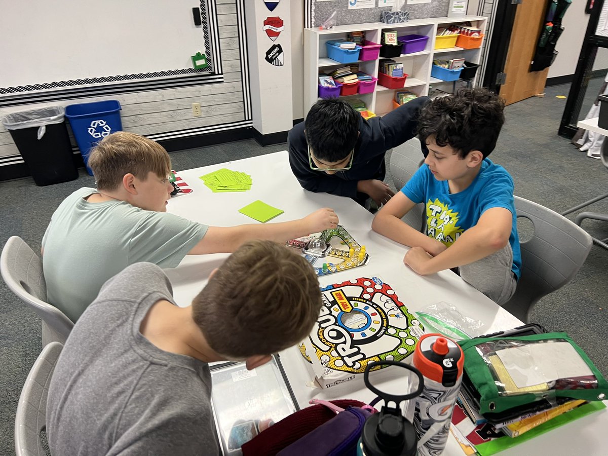 CarrieBoyleCISD's tweet photo. We enjoyed showing off our learning to earn a turn/move on a game board! Best way to review, and practice while having fun! @AustinElem #allinataustin #AustinOurStory https://t.co/kdxwuvoRfc