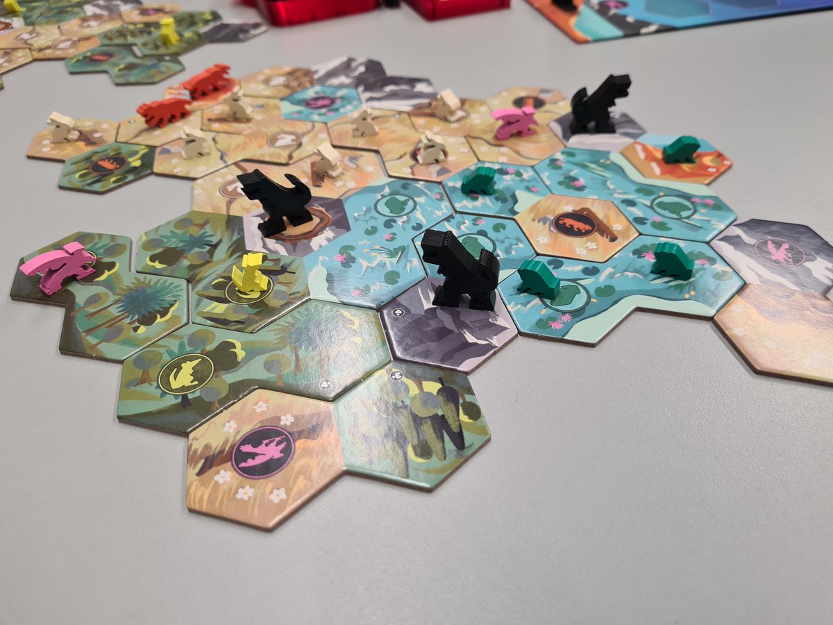 Tonight at <a href="/BoardJg/">JGBoardGamers</a> , Gods Love Dinosaurs and Just One. #boardgames #fridaynight #dinosaurs