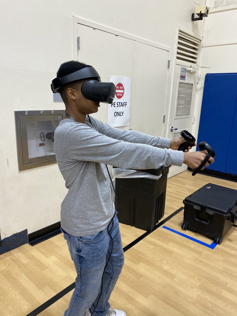 Charles Randolph tweet media