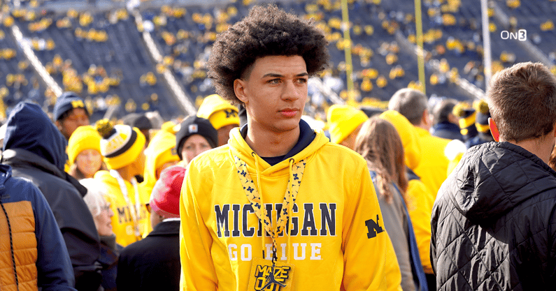 EJHollandOn3's tweet image. Michigan is set to host A TON of talent this for its junior day this weekend. Get the list of names and a full breakdown here #GoBlue. on3.com/teams/michigan…