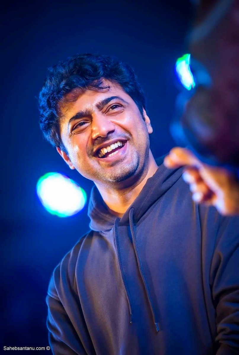 devian_debangan's tweet image. Congratulations Superstar on 
       'D'edicatedly 
       'E'ntertaining with
       'V'ersatality 
for 17yrs! As you say you are a soldier of the Industry,let us say ur contribution to the Industry is just a life saviour!
Keep entertaining us. #17YearsOfDEV
@idevadhikari 😘❤