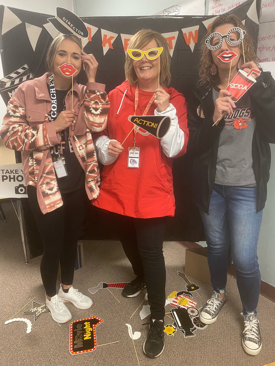 DrLohfink's tweet photo. Fun learning day @usd494 “taking two” — revisiting the science of reading, dyslexia, and structured literacy! Thanks @PlunkettLiz @swplains for the opportunity to work with great teachers! https://t.co/ZcifNohWnH