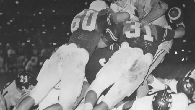 josephcook89's tweet image. The great Pat Culpepper could use your help. An excellent man, coach, and part of one of the most significant plays in Texas football history. #HookEm 

GoFundMe: gofundme.com/f/pat-and-mart…