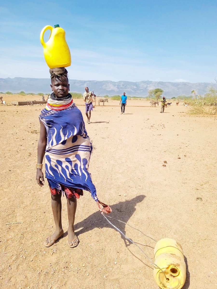 In the Turkana North Constituency in #Kenya, young girls and women are tasked withdaily water collection, traveling up to 12 kilometers a day during one of the worst droughts in the region. #nonprofit #philanthropy #GPFD 

Read more about Turkana here: qrco.de/bdfOBN