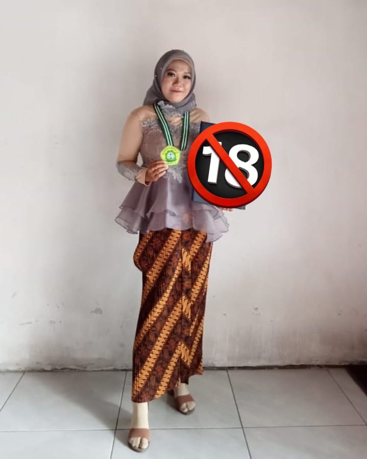 put_ainiii's tweet photo. Old foto✌️, sengaja ga pake lapisan baju biar bisa eksib😘🤣 https://t.co/lKkC2uoIr4