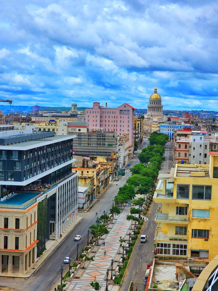 MinturCuba's tweet photo. TripAdvisor reconoce a #Cuba con el puesto 15 entre los 20 mejores destinos gastronómicos del mundo👩🏻‍🍳🇨🇺 en su selección Best of the best para 2023.

Más detalles en 👉  https://t.co/m4a59nF9Gy

#cuba #cubatravel #tripadvisor https://t.co/OQkgiFXGd7