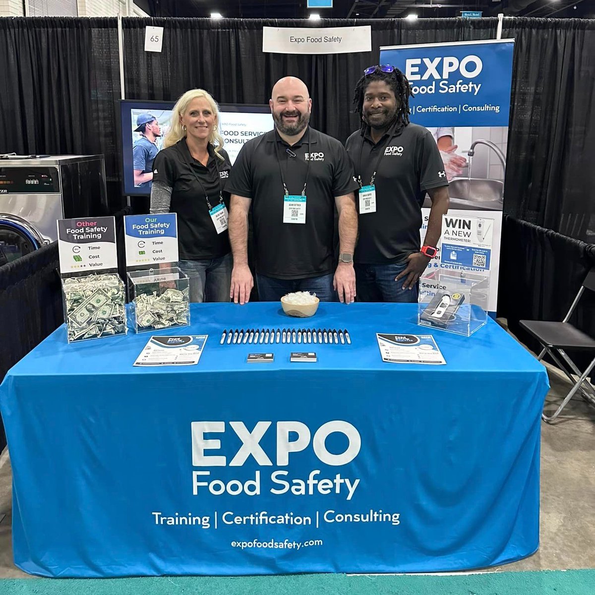 ExpoFoodSafety's tweet photo. We had a great time at HMRSS! We met a lot of great folks, learned a lot about what people want, and gave out some Sharpies! https://t.co/nRq9yfGVnk