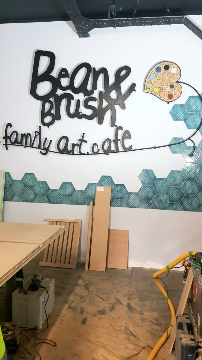 Used to seeing this on Hayfield Street? We’ve polished it up and brought it into Stanley Square Bean &amp; Brush   

#stanleysquare #beanandbrush #m33 #paintapot #manchester