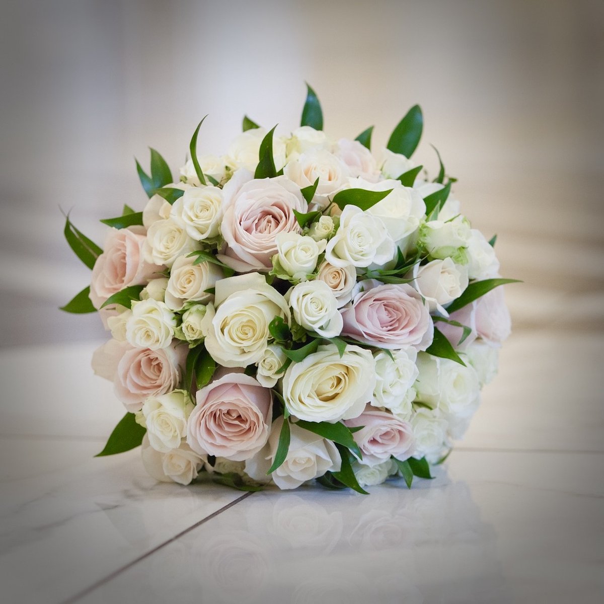 The Classic Rose Wedding Bouquet - Perfect in every way!
#WeddingReception #ReceptionFlowers #WeddingFlowers #WeddingFlorist #HuntonParkHotel #Hertfordshire #HemelHempstead #MaplesFlowers