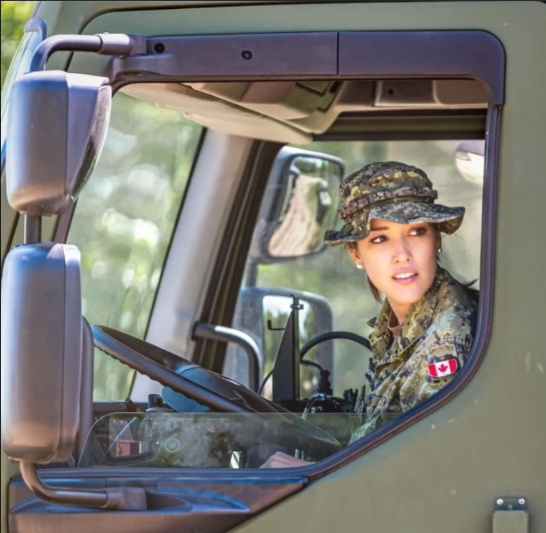 Army_Comd_Armee's tweet photo. Our training must employ a learning approach that uses inclusive language and effectively addresses discrimination and sexual misconduct to ensure we treat everyone with compassion and respect. https://t.co/7UyMW35ln0