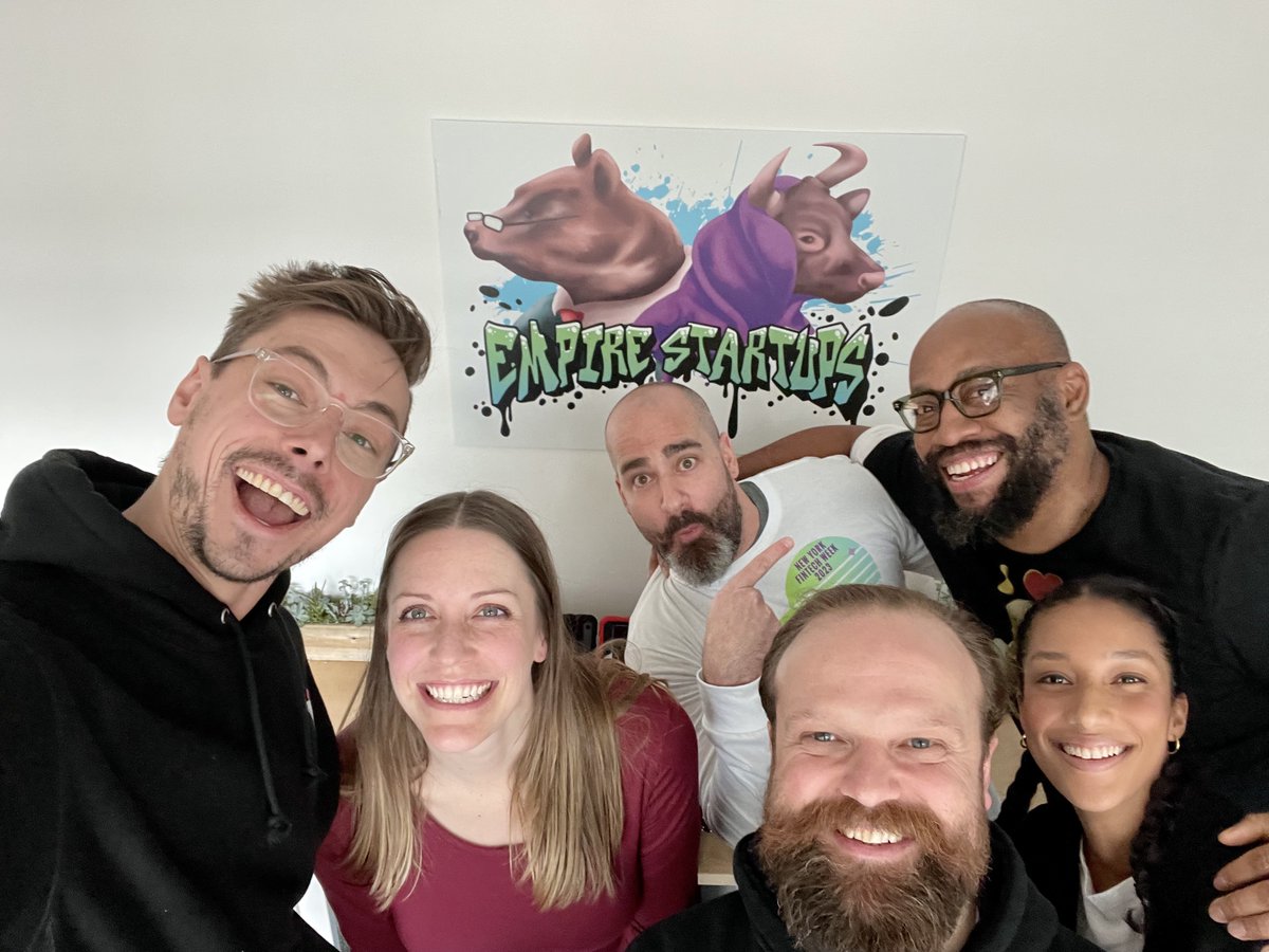 Wait, you mean some #FinTech peeps don't HQ <a href="/ThinkRiseGlobal/">Rise, created by Barclays</a> ? Weird! 

#TGIF <a href="/EmpireStartups/">Empire Startups</a>