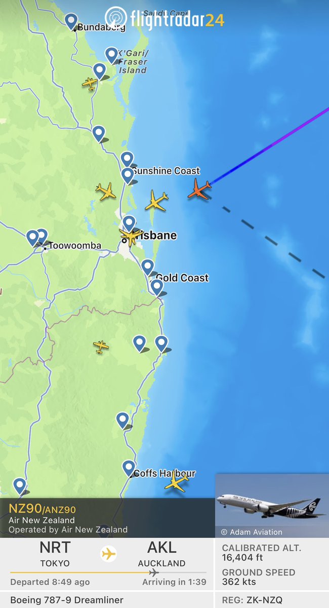 xx_kiwi_G_xx's tweet photo. Christchurch Airport must have hit capacity. Auckland flights diverting to Australia now 😳 https://t.co/ZlkxWRoj3Q