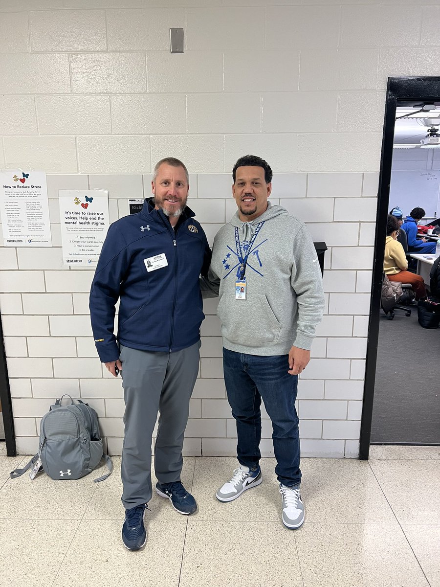 Coach_J_Johnson's tweet photo. Always great to see Coach Ward @gahannafootball . It’s amazing the amount of talent he has on his football team!
#KentGRIT #FlockOhio https://t.co/N5uH6fwQ0h