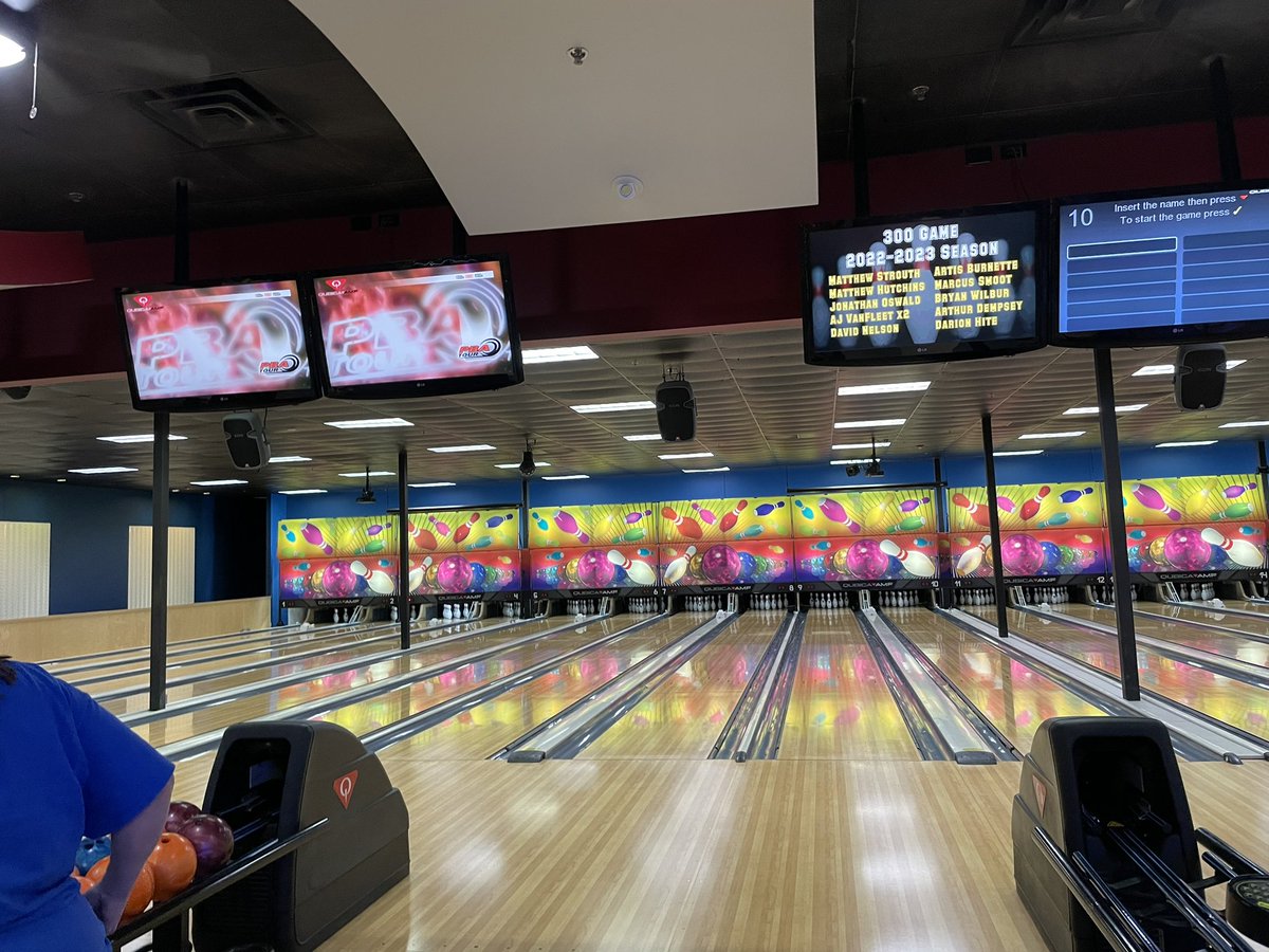 all4theirfuture's tweet photo. Bobcats Bowl! #teambuilding #bms #buildingculture #fieldtrip #schoolculture #DataAnalysis #bowling #teachers #bobcatfamily #bmsfam https://t.co/7uFDzEBDj6