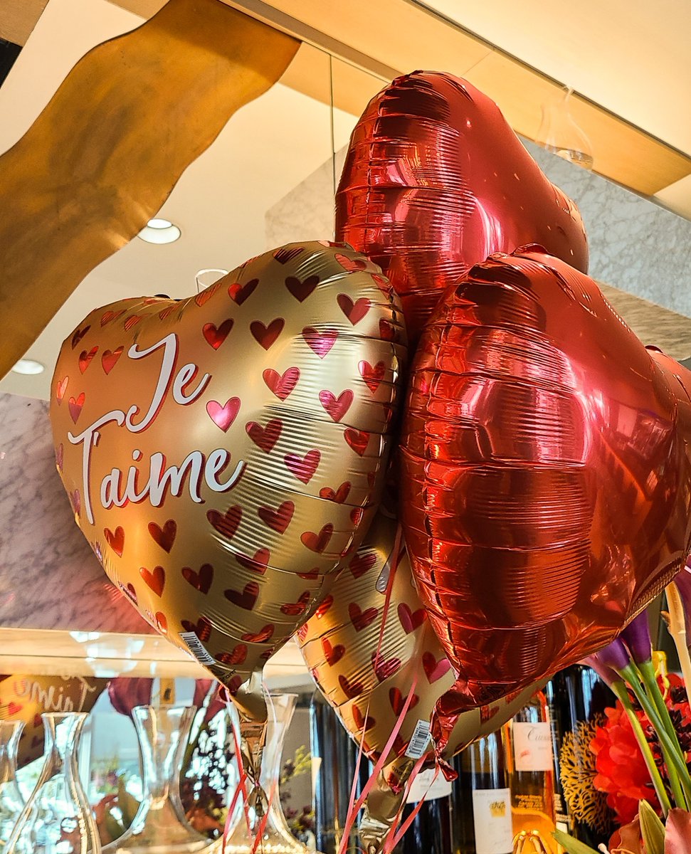 ProvenceMarina's tweet image. Join us #February14th for an evening celebrating love. ❤️ Enjoy a #romantic six course menu with your #paramour, priced at $135 per person, with optional #winepairing for $65 per person.⁠
⁠
Reserve a table here: l8r.it/PClL
⁠
#valentinesday #vdaymenu #madewithlove