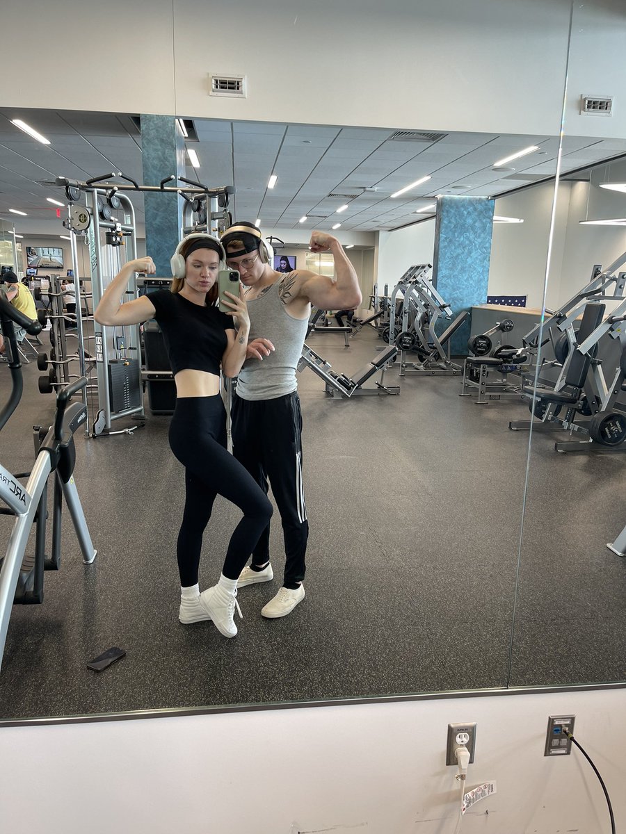 Cheatuh 🐆 tweet media