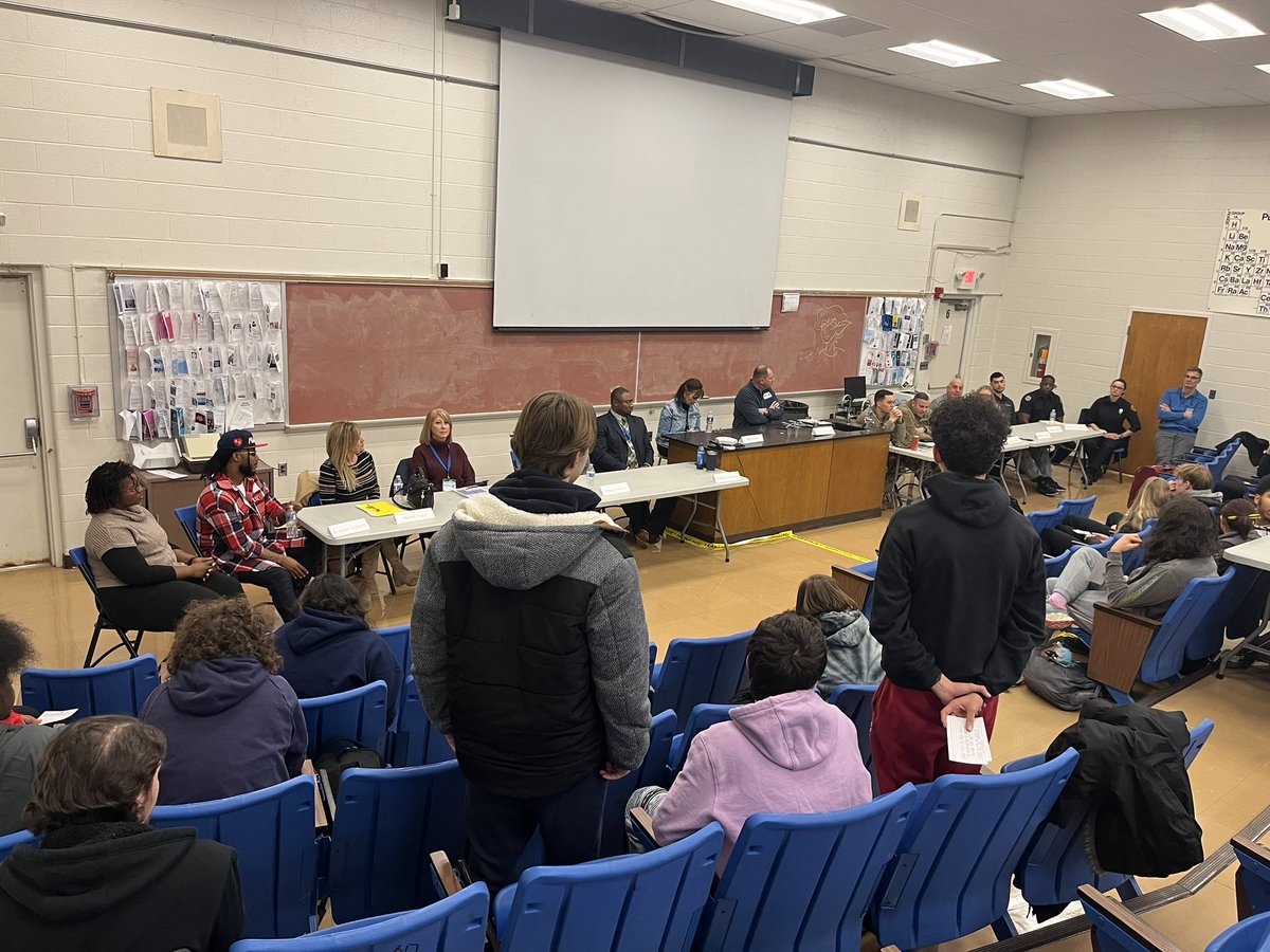 Washington Local Schools on Twitter