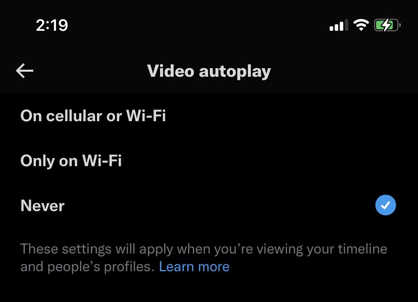 emiranda_writes's tweet photo. How to turn off auto play on videos: https://t.co/J8JkzZEm7T