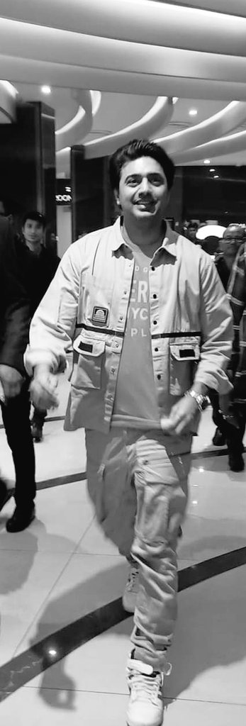 NawarNusrat's tweet image. Don't what you got from the Industry, but what we got is just irreplaceable and incomparable! Yes love, talking about this man, whose entrance makes our heart skip a beat and the screen set on fire! ❤️

@idevadhikari 
#17YearsOfDEV