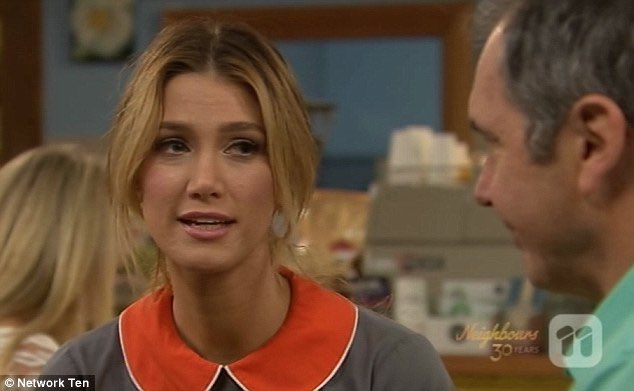 MyGift1994's tweet photo. Well needless to say it’s an OMG moment today. Going to be seeing @DeltaGoodrem @neighbours Nina Tucker in Glasgow & Birmingham during Meet & Greets for her #HeartsOnTheRun tour. 20 year dream to meet her and see her live. Truly a pinch me moment 🤏 🇬🇧 #Neighbours #BornToTry https://t.co/sLKqSWVNtx