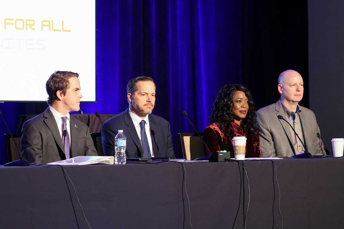 flcounties's tweet photo. Great panel this morning: Florida's Internet Leaders. Thank you @KevinCraigFL, Derek Cooper, Marva Johnson and Scott Jackson for your expert insight! #access67 https://t.co/XAY89LZHtu