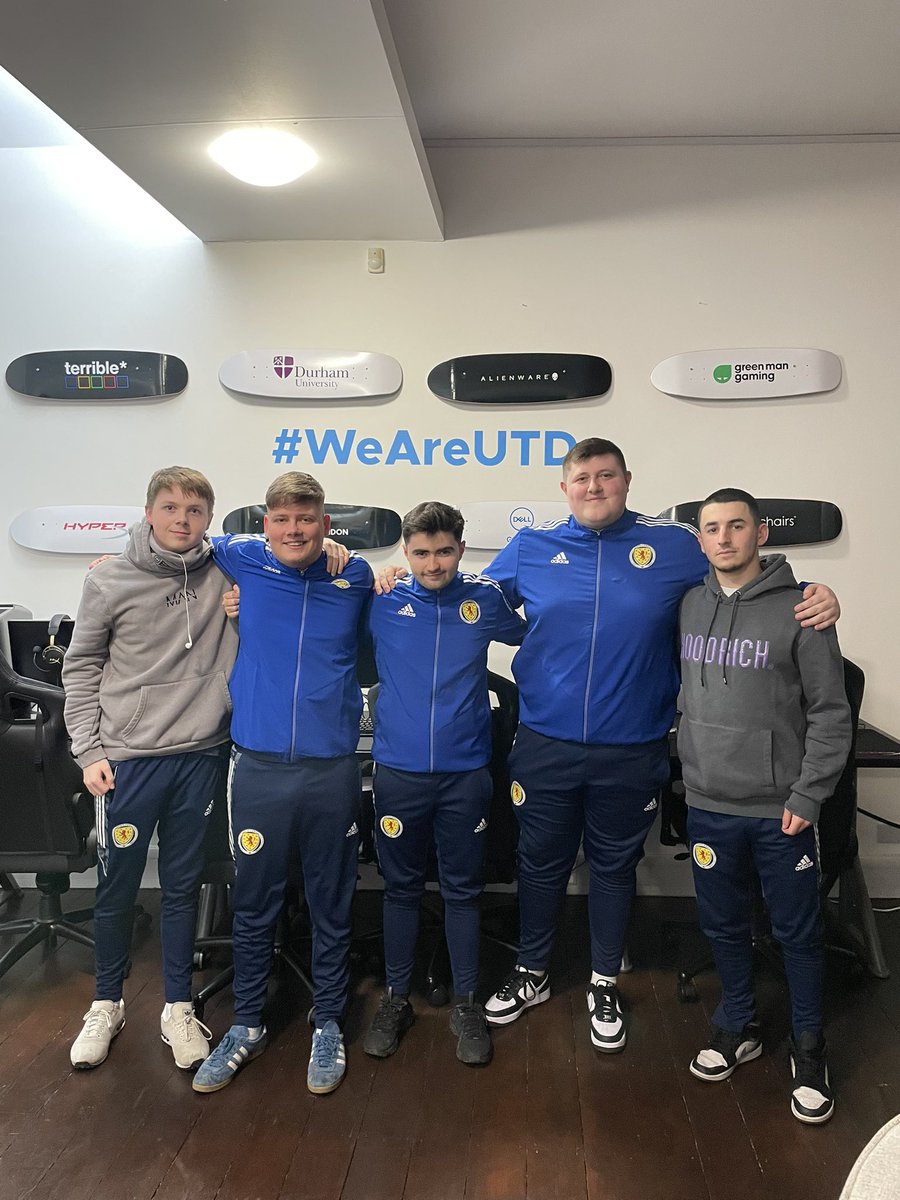 Adam Ryan tweet media