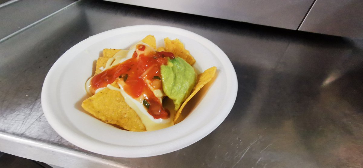 KernaghanTim's tweet image. Nice little nachos dish done for morning breaktime