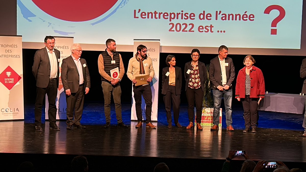 alliancerepu's tweet photo. 🏆 Trophée « Entreprise de l’année » ✔️Tinctura ~ commune de #Ploudaniel 👏🏽🥇 https://t.co/C59RbpPQ01