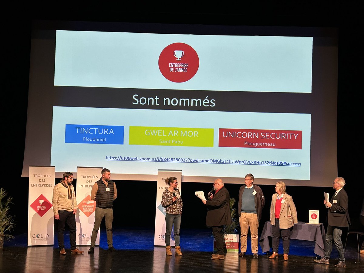 alliancerepu's tweet photo. 🏆 Trophée « Entreprise de l’année » ✔️Tinctura ~ commune de #Ploudaniel 👏🏽🥇 https://t.co/C59RbpPQ01