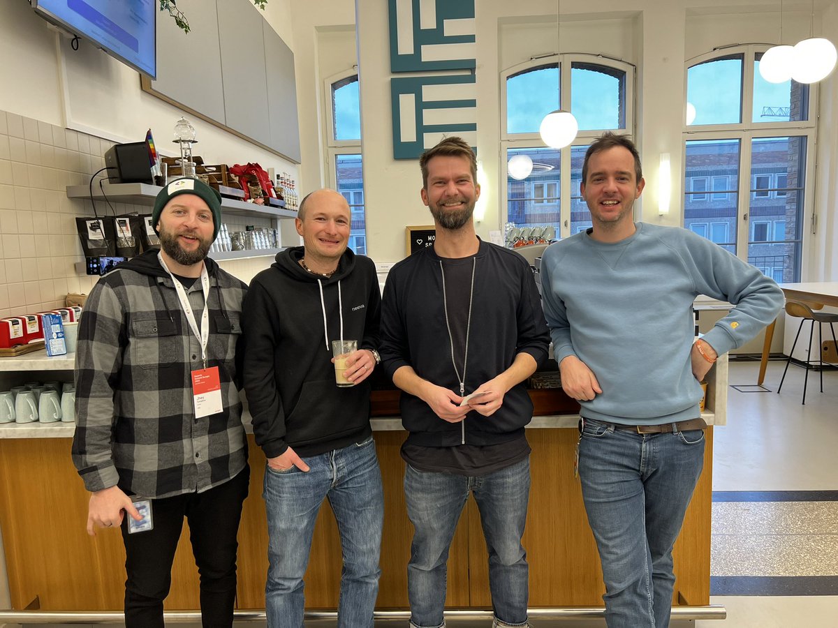 bramus's tweet image. On my way back home from the #GDESummit in Berlin.

Had a wonderful time catching up with GDEs, colleagues, and the local Berliner.

#ChromeDevRel