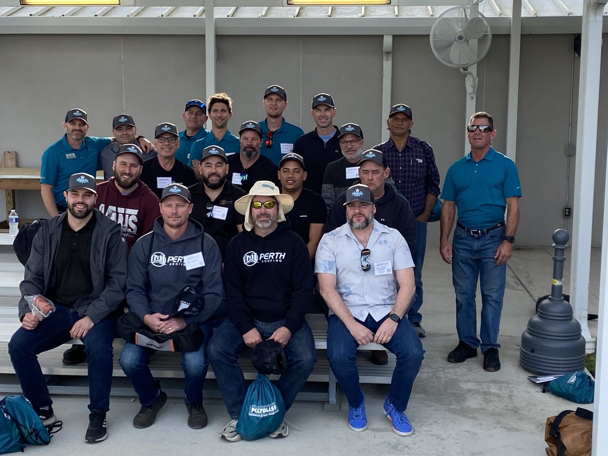PolyglassUSA's tweet photo. #training is the fuel of excellence in your job ๐ฅ
Thank you to all this week's #Polyschool attendees from Canada for training with our technical experts in our Winter Haven facility.
We can't wait to see your next roofing projects!
#roofing #roofingcontractor #educationmatters https://t.co/qA1vww3pPk