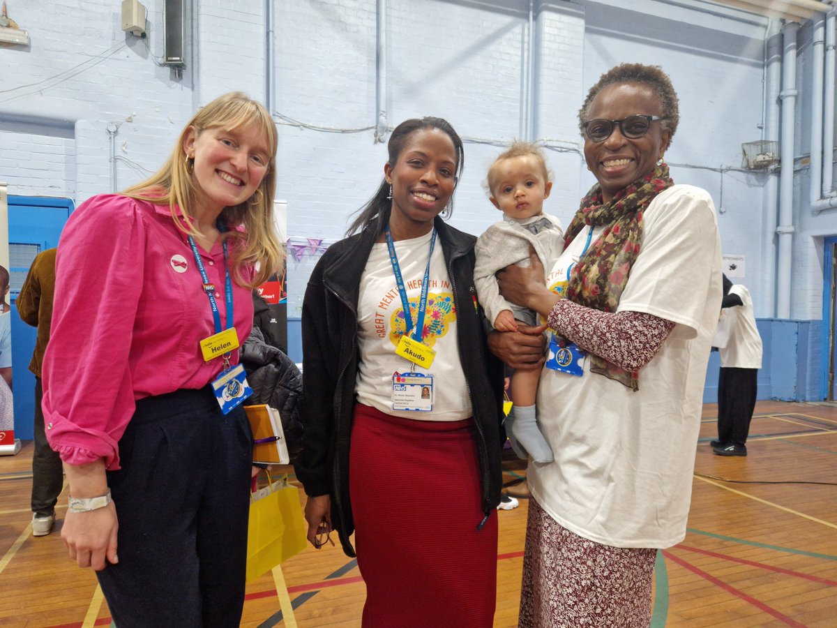 nosuji01's tweet photo. Great mental health day spent with partners @haringeycouncil celebrating our @abc_parents with the amazing @CNFBelinda, Akudo & new friend Maddie @BridgeRenewal. Peer support for parents with parents. Building confident communities. #thisiswhatmatters @BolaOwolabi8 @NorthMidNHS https://t.co/ffVTcUQATT