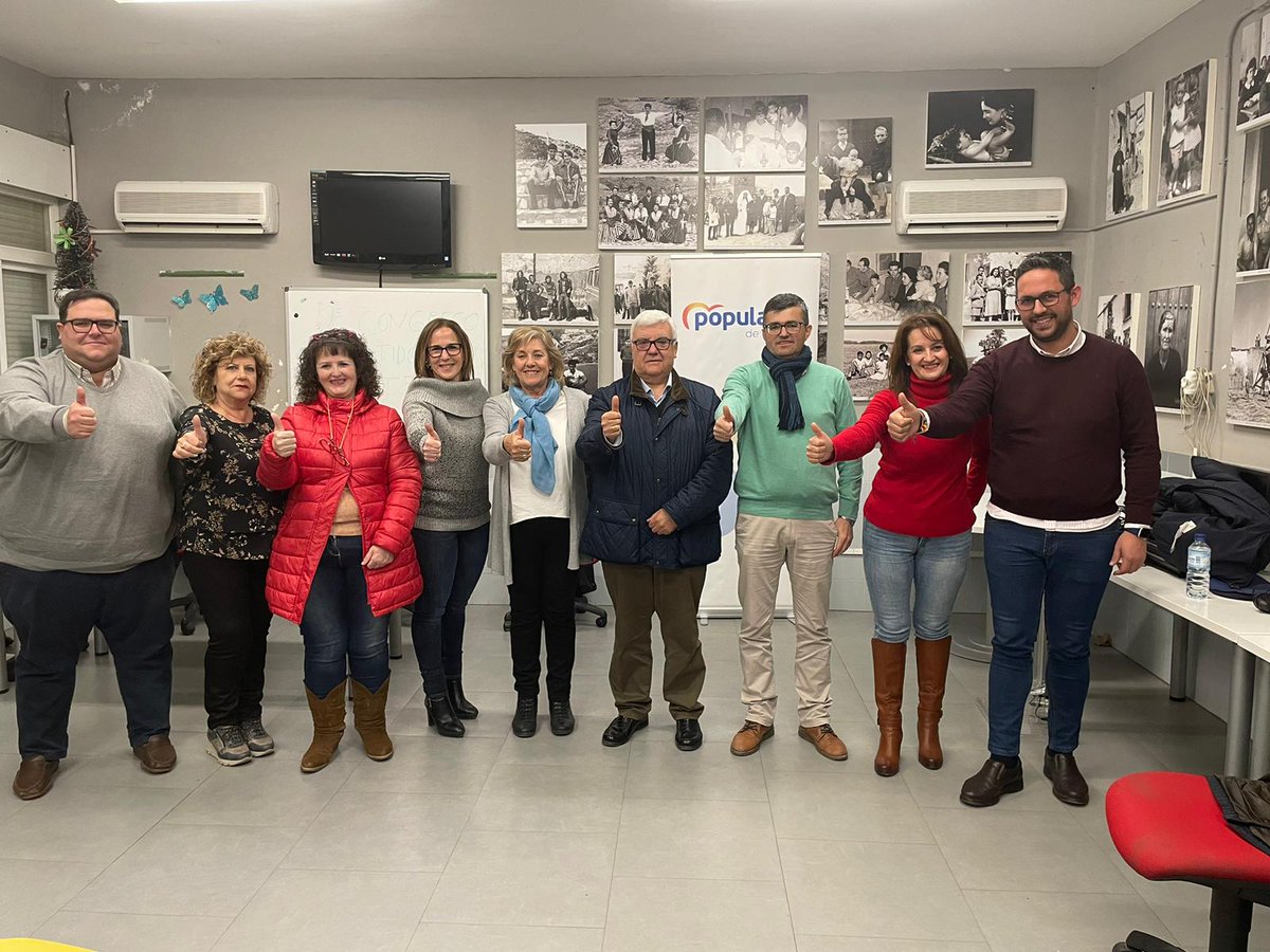 javinarila's tweet photo. Acompañamos a los compañeros de #Rubite en la renovación del partido a nivel local y la elección de la que será su nueva alcaldesa, Gádor. https://t.co/bEzyJM9Nrt