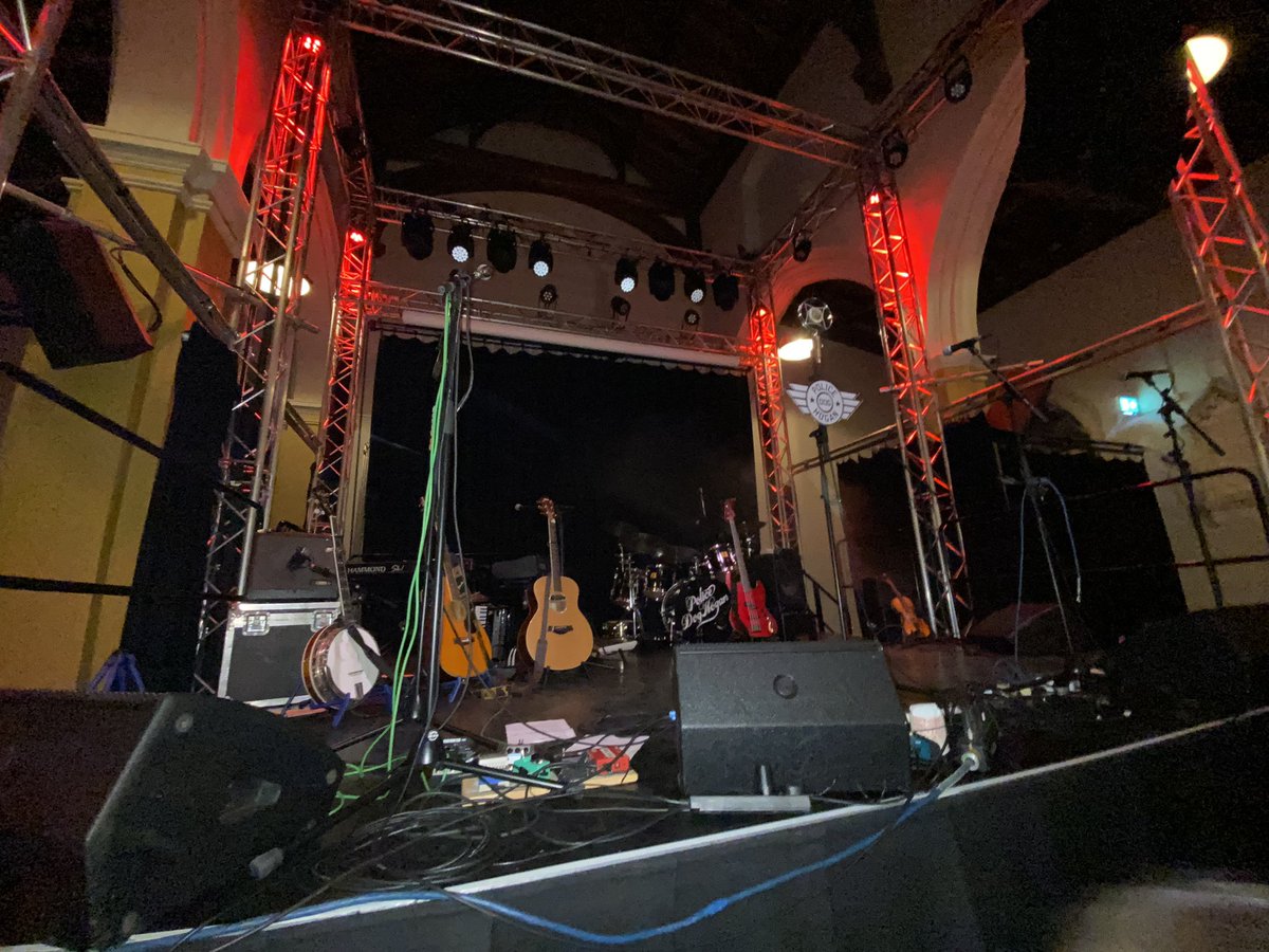 TheNorfolkCowGirl tweet media