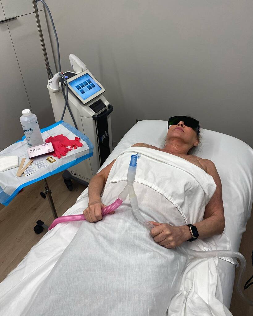 dlcofchapelhill's tweet image. When all the providers are so busy, and there is only a short window of time to perform treatment, you prepare everything yourself and patiently wait…with your ProNox! #scitonlaser #pronox instagr.am/p/Cn7f1fXPbf9/