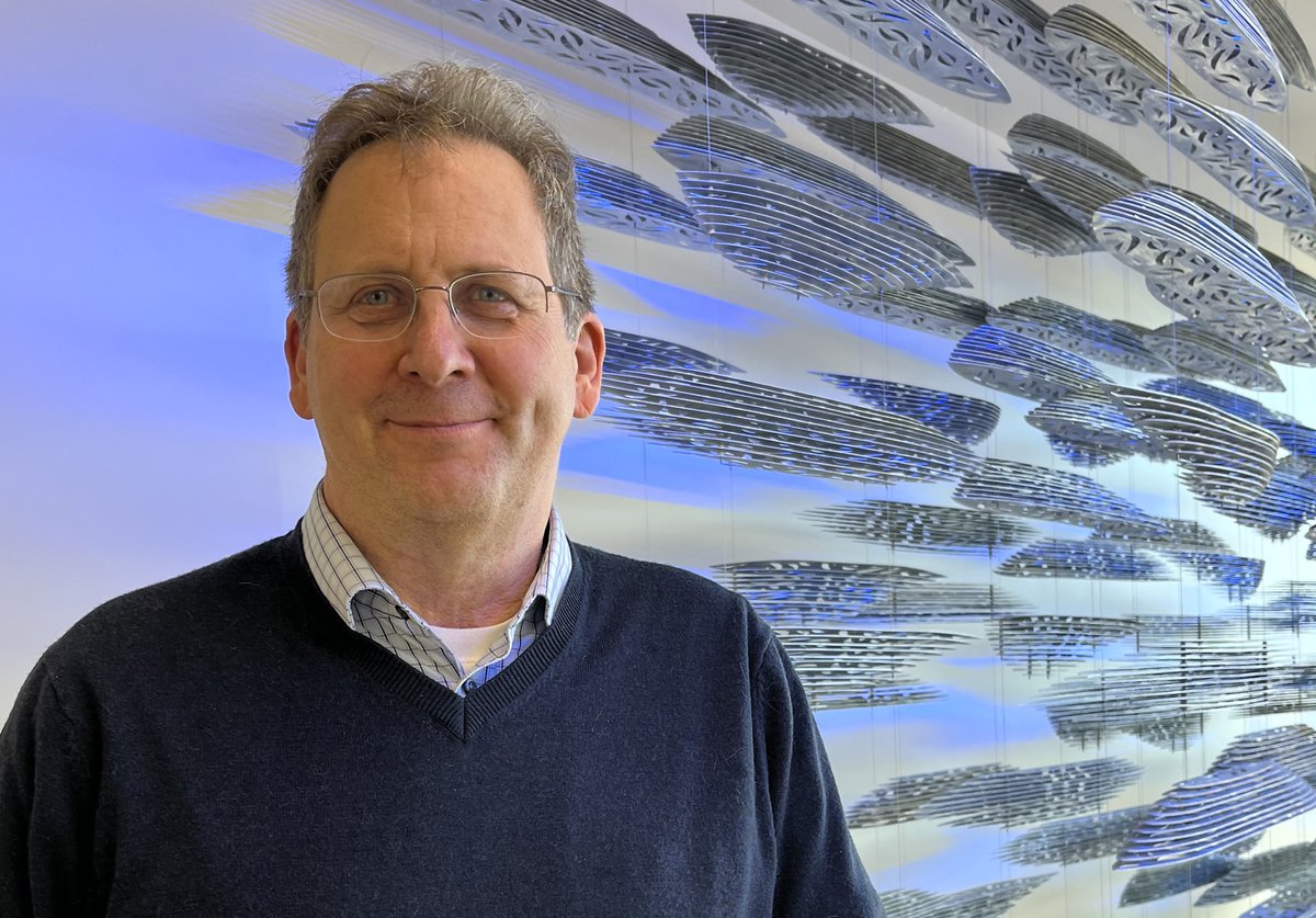 URIGSO's tweet photo. Please join us in congratulating Dr. Rob Pockalny as he beings his tenure as the new Associate Dean, Academic &amp; Student Affairs at @universityofri #URIGSO. Most recently an associate marine research scientist at GSO, he has been with the GSO community since 1985. https://t.co/KDFuDCROeo