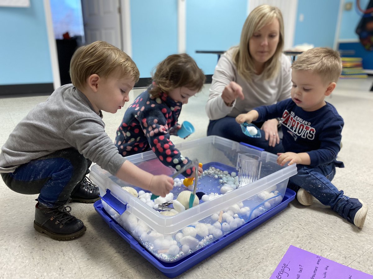 BillericaRec's tweet photo. A fun mess was made at todays sensory play program, just like we expected! Is your toddler looking to explore messy situations? This program might be for you! https://t.co/sscK9cFEMk