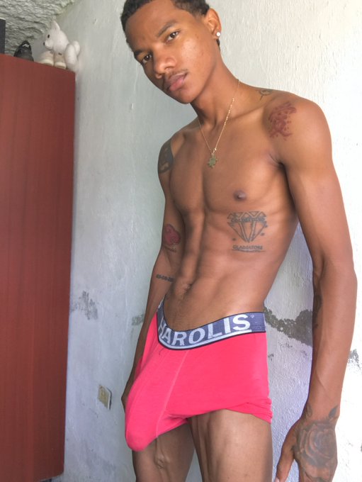 Suscr&iacute;bete 😈👉🏽 https://t.co/72uArduL6x https://t.co/GQHKR7iYTe