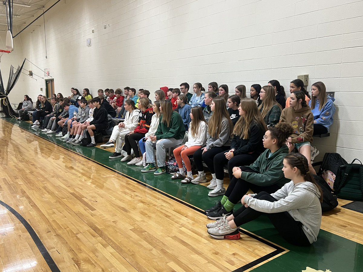 KSwillum's tweet photo. So awesome to have one of our own @Sydneyjo_41 back at our middle school FCA this morning along with her husband! Thank you for sharing your hearts with us! https://t.co/S2xKp49u9x