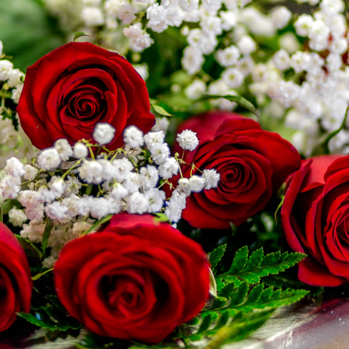 smithfloral's tweet photo. A fresh bouquet can brighten anyone's day, including your own! Our team would be happy to create something beautiful for you today. https://t.co/2dENOc2FPD