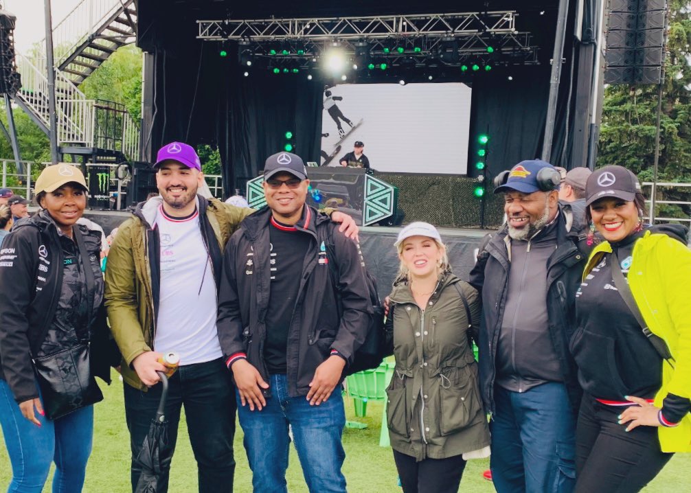 <a href="/MercedesAMGF1/">Mercedes-AMG PETRONAS F1 Team</a> <a href="/PET_Motorsports/">PETRONAS Motorsports</a> <a href="/amgmotorsport/">Mercedes-AMG Motorsport</a> Starting with <a href="/NaturalParadigm/">Bryson Sullivan 🇺🇲</a> , <a href="/shiya_beautiful/">Tonya H.</a> , <a href="/onemarita_/">Martha Taka</a>